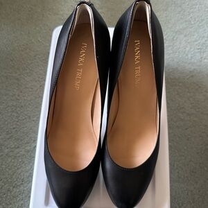 Ivanka Trump Black Women's Shoes